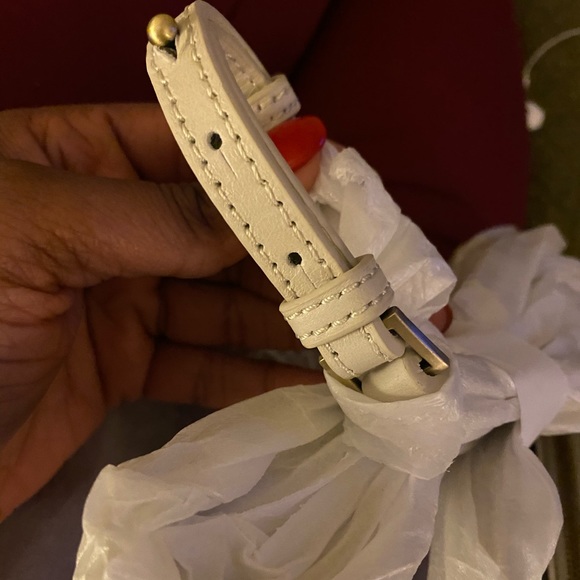 Cream Magnolia Hobo Bag. - Picture 8 of 8